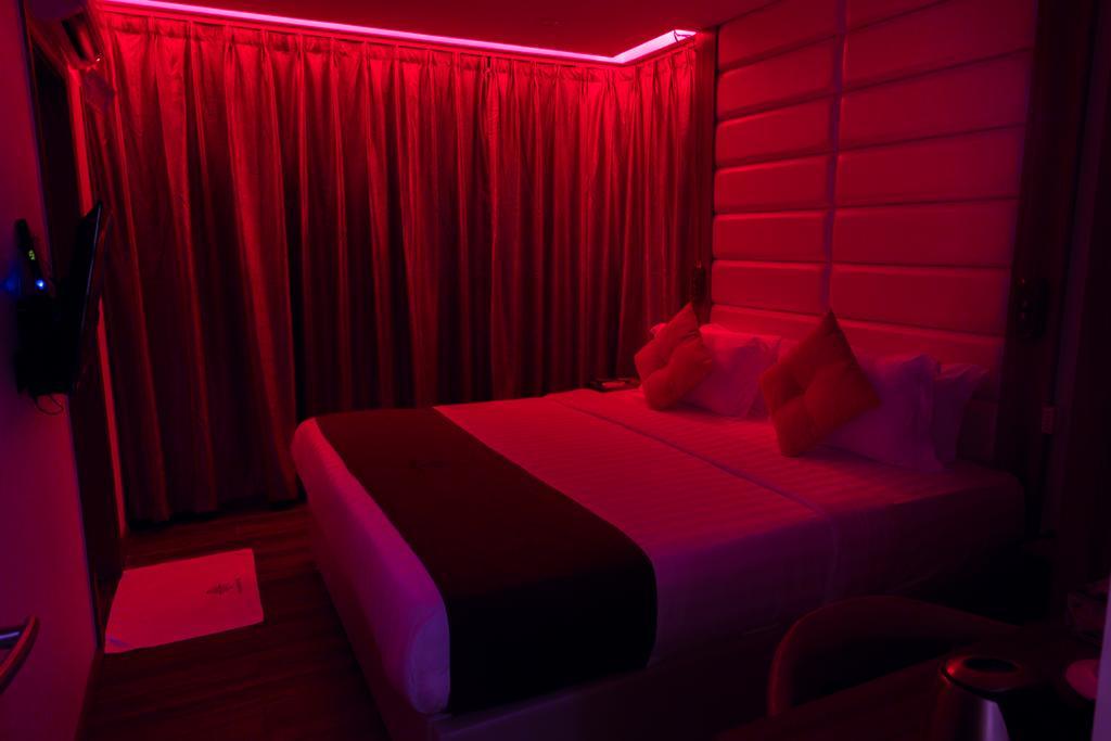 Crown Arena Hotel Hulhumalé Buitenkant foto