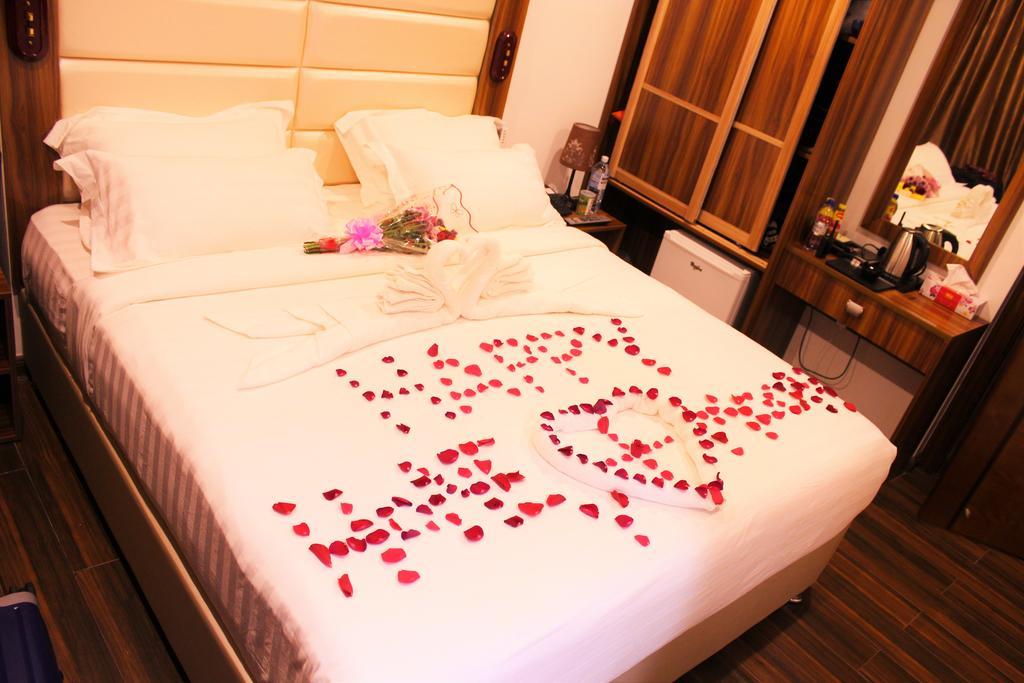 Crown Arena Hotel Hulhumalé Buitenkant foto