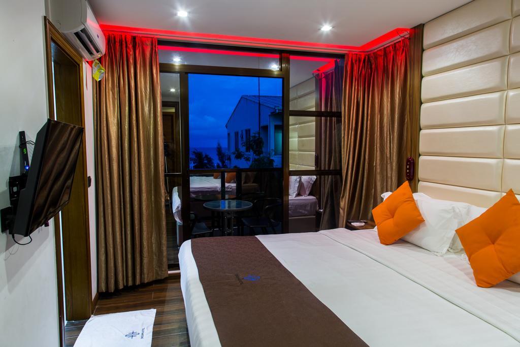 Crown Arena Hotel Hulhumalé Buitenkant foto